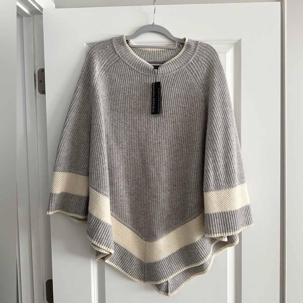 New with Tags - Cashmere Blend Poncho XS / Small